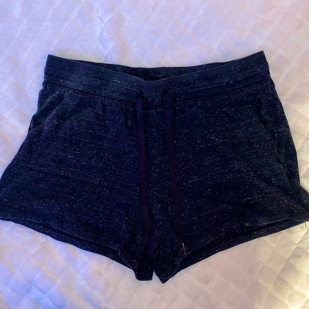 Size: Medium Material: Cotton and Polyester